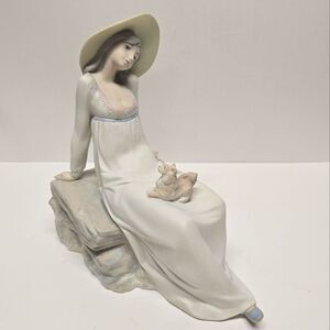 Vintage Hummelwerk Rex Valencia Artwork Statue Figurine Woman with Dog Spain